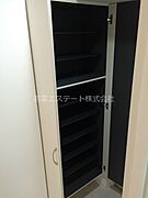 シューズボックス