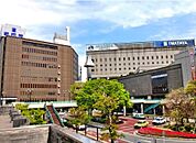 岩田屋 久留米店（391m）