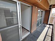 洗濯物を干すスペースがあるので洗濯物がたまっても安心です！