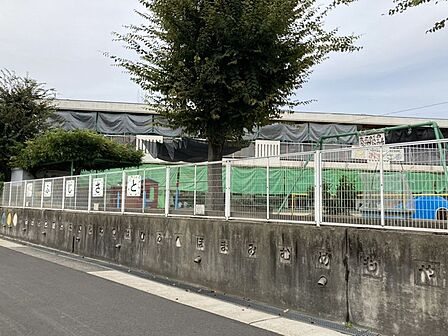 藤里保育園 徒歩約9分(約650m)