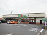 周辺：ドミー鶴城店　462ｍ　徒歩約6分　営業時間　10時00分～20時00分　※土日：9時30分～20時00分
