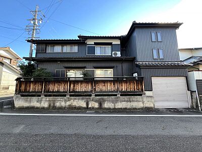 外観：建築条件なし。お好きな住宅メーカーや工務店で建築可能です♪