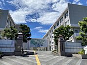 北中学校まで　2380m　徒歩約30分●教育目標「心豊かで仲間を思いやり、地域と共に成長する生徒の育成」。校訓「知性」「探求」「実践」【2021年4月7日時点】在校生徒数501名