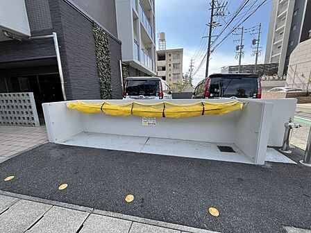 敷地内にゴミ集積所が設置してあるのでゴミ出しがラクです!