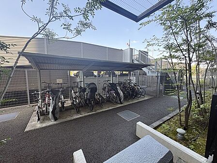 駐輪場スペースも充実しており、自転車を利用される方も安心です！