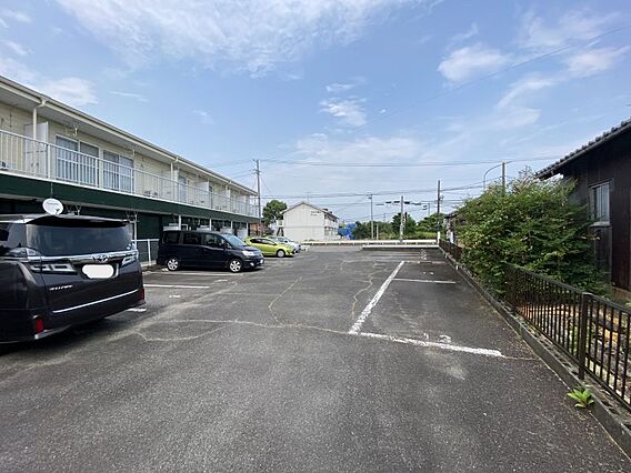 閑静な住宅地！...