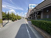 駅まで徒歩約10分！朝の通勤も休日のお出かけも便利な立地です♪