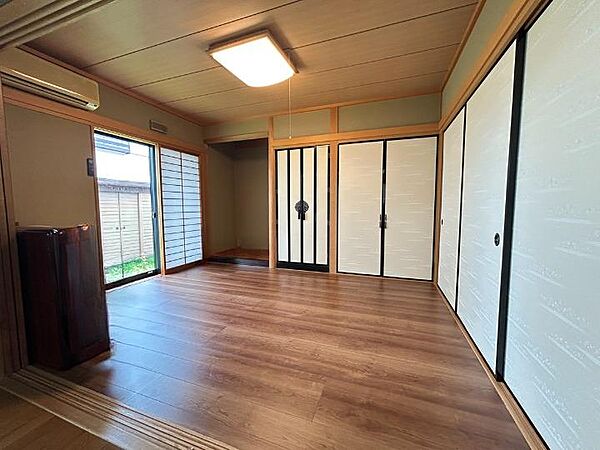 室内