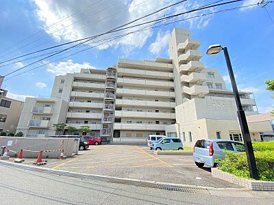 外観：大府駅まで徒歩4分！！全リフォーム済み物件が登場しました！！