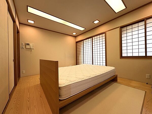 洋室を拡大表示