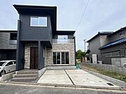 スタイリッシュな外観が目をひく新築戸建！ウォークインクローゼット等収納充実の4LDK！