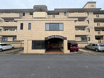外観:ペット飼育可能な中古マンションです♪大切なペットと新生活を始めることができます! 外観:ペット飼育可能な中古マンションです♪大切なペットと新生活を始めることができます!
