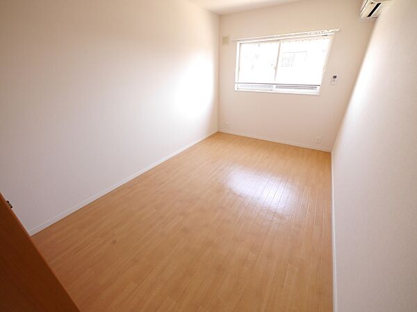 apartment 茨城県北茨城市関南町神岡上
関南町神岡上の賃貸情報を見る
物件地図