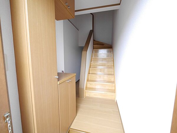 apartment 茨城県北茨城市中郷町小野矢指
中郷町小野矢指の賃貸情報を見る
物件地図