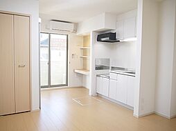 メゾンプリート 104号室 1階1LDKのリビング/ダイニング