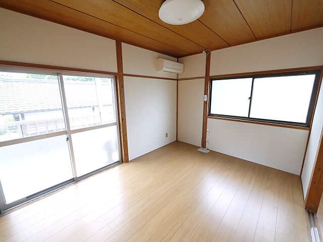 寝室