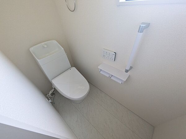 トイレを拡大表示