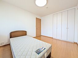 寝室の画像