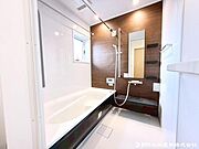 1日の疲れと心身を癒すリラクゼーション空間。更にリラックス出来るカラーセレクトも魅力です。