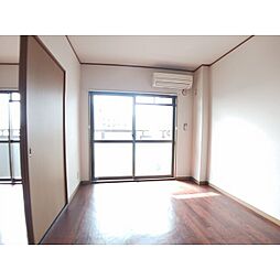 クリスタルパレス 2DKの写真