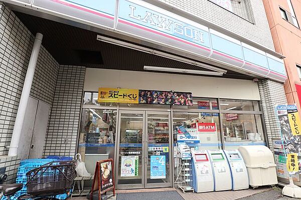 画像23:【コンビニエンスストア】ローソン 西巣鴨駅前店まで381ｍ