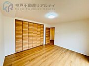 ・全室洋室♪お掃除も簡単で家具の配置も自由自在♪