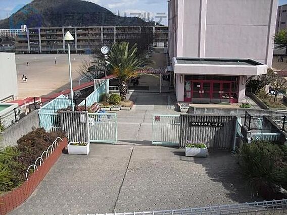 神戸市立横尾小...