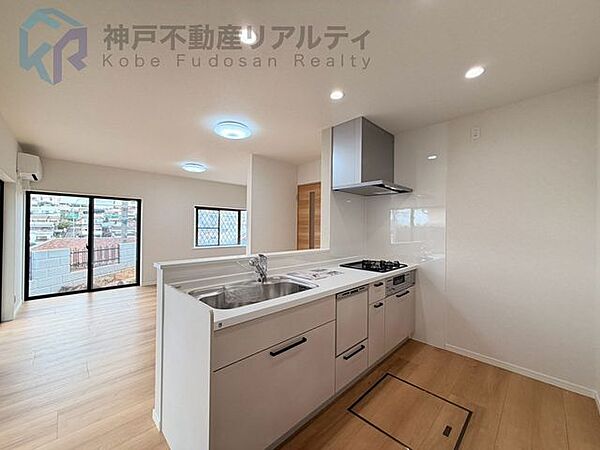 キッチンを拡大表示