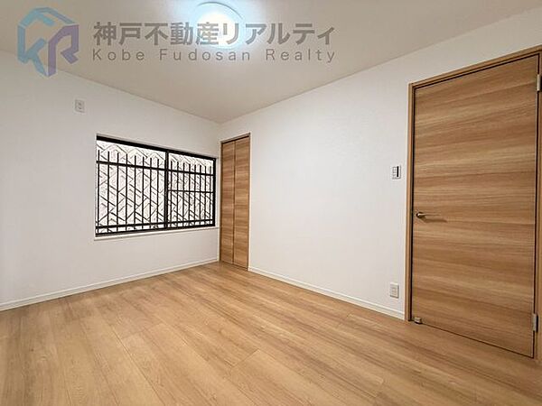 洋室を拡大表示