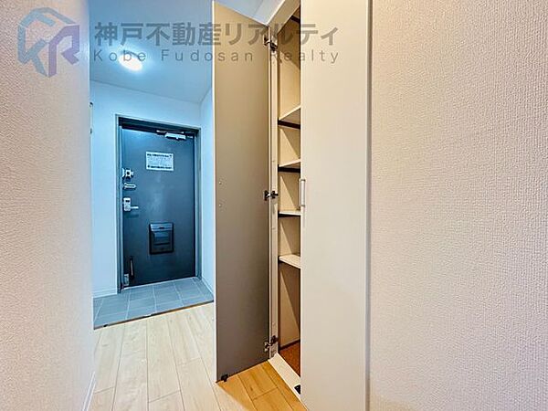玄関を拡大表示