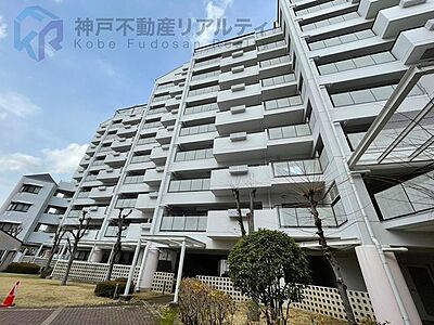 外観:神戸市営地下鉄西神山手線「学園都市」駅徒歩3分♪駅チカで通勤・通学に便利な立地♪ 外観:神戸市営地下鉄西神山手線「学園都市」駅徒歩3分♪駅チカで通勤・通学に便利な立地♪
