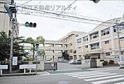 明石市立花園小学校 徒歩13分。 990m