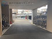 屋内自転車翁ございます♪※空き状況は管理会社へお問い合わせください。
