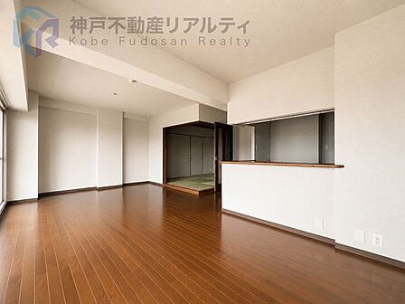 LDK17帖♪南側・東側にバルコニーあり♪画像加工をしています