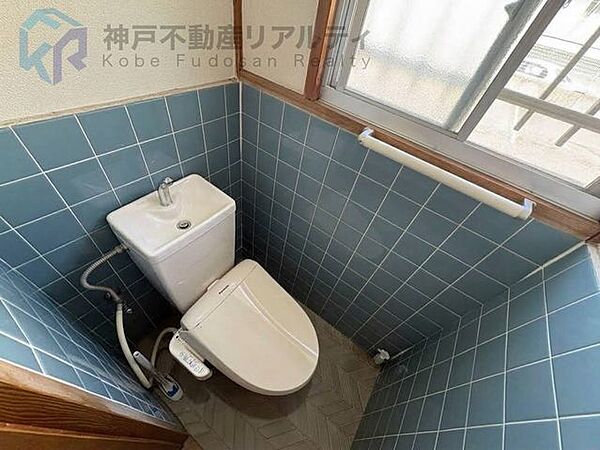 トイレを拡大表示