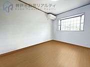 洋室♪画像加工をしています◆各部屋6帖以上のゆとりある4LDK♪