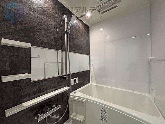 バス
