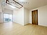 室内：室内