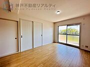 LDKは約12.4帖ございますのでゆったりとお寛ぎいただけます♪