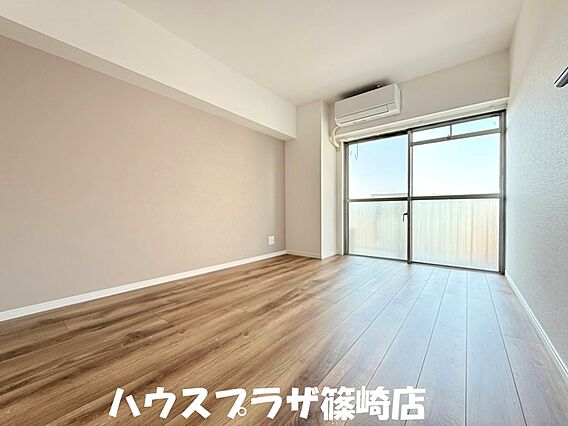 おしゃれなアク...