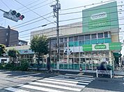 ミニコープ小岩店 徒歩9分。 700m