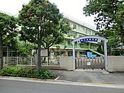 南小岩保育園 徒歩2分。 140m