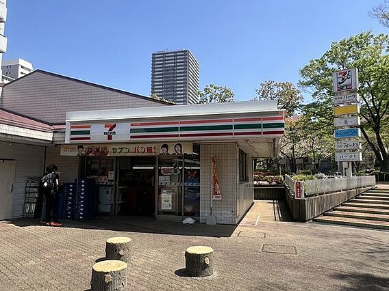 セブンイレブン...