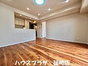 シンプルで飽きのこない内装ですね！