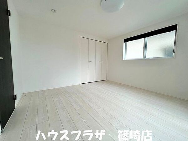 洋室を拡大表示