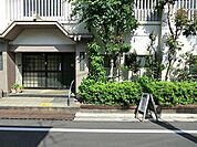 新小岩幼稚園 徒歩6分。 480m