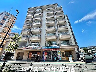 外観:「新小岩駅」から徒歩5分の駅チカ物件です! R8.8月撮影 外観:「新小岩駅」から徒歩5分の駅チカ物件です! R8.8月撮影