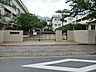 周辺：葛飾区立松上小学校 徒歩8分。 580m