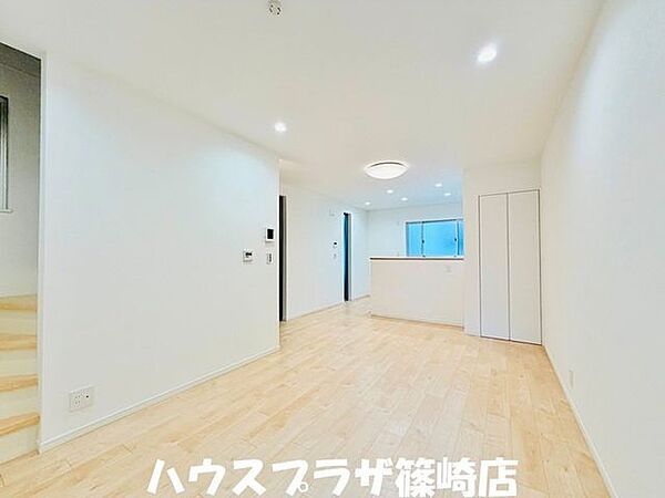 リビング/ダイニングを拡大表示