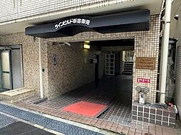 7 / 11